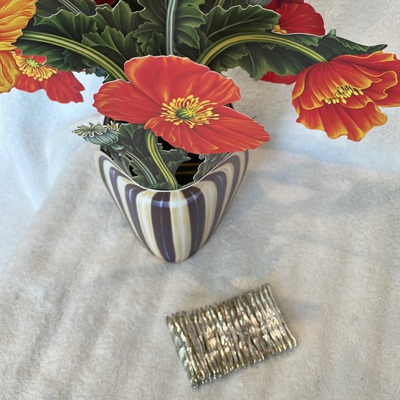 Chico’s Stretch Silver Cuff - Picture 3 of 7